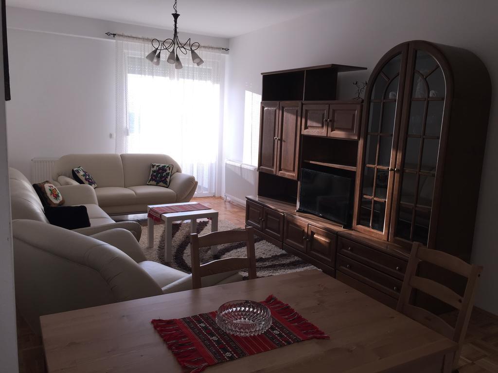 Apartment Gashi Pristina Exterior foto