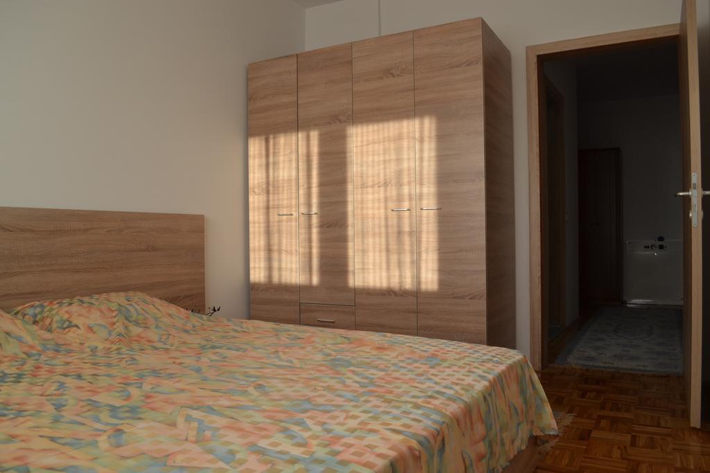 Apartment Gashi Pristina Exterior foto